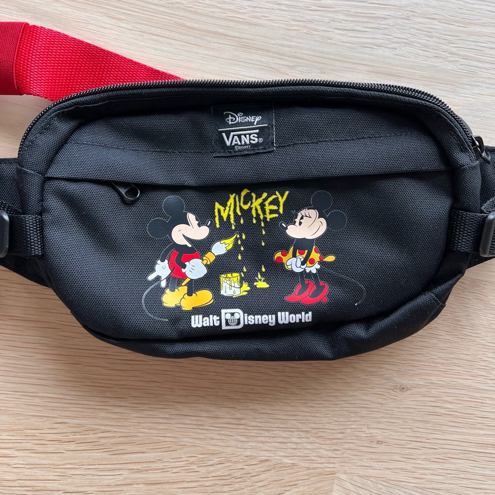 Disney X Vans Mickey Paints Aliso Hip Pack